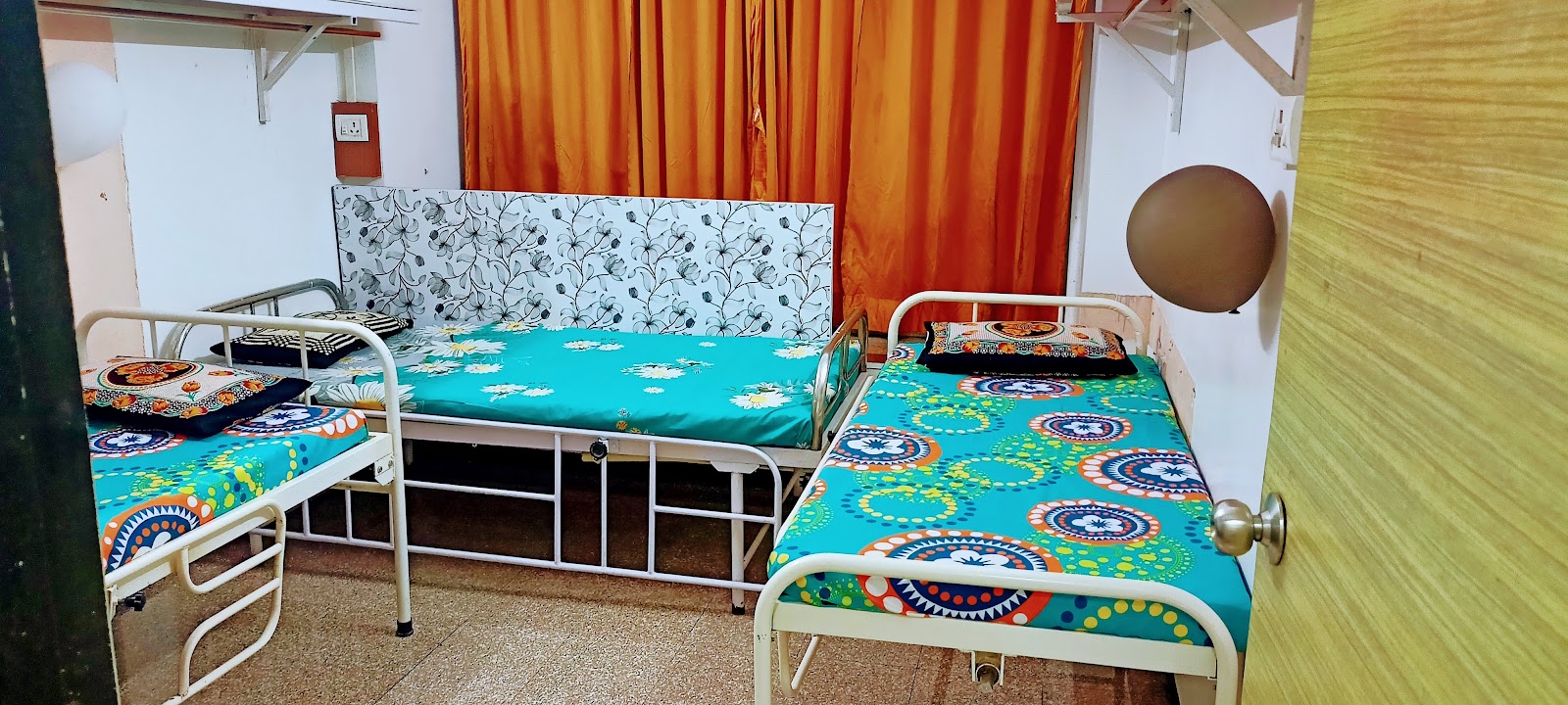 (VISHRAM ) Seniors Citizens Caring Centre