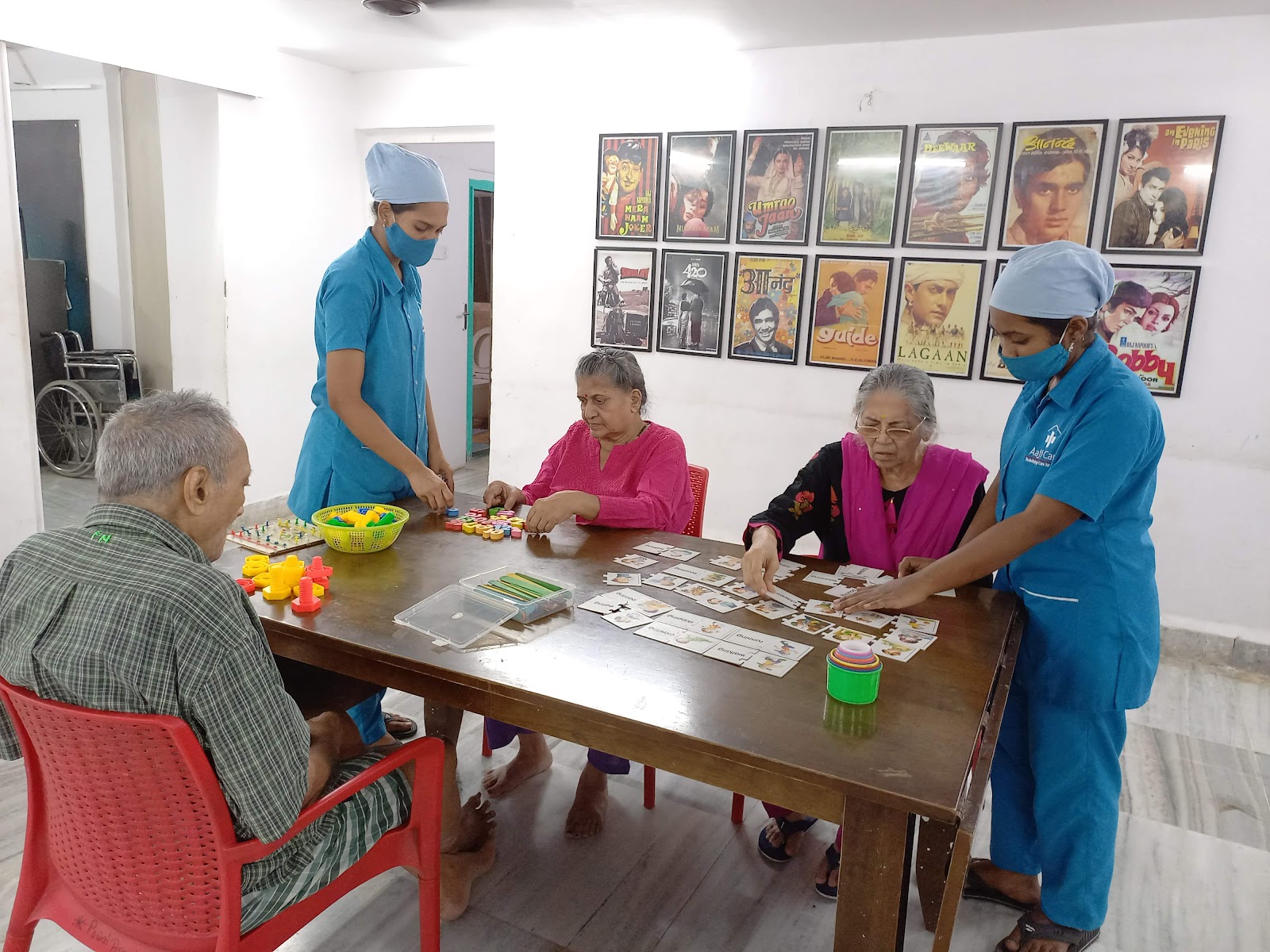 Aaji Care Elder Care Centre | Premium Old Age Home| Assisted Living Centre in Versova, Mumbai