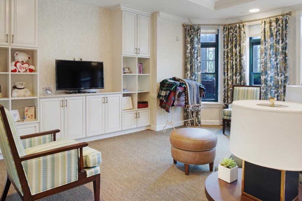 Sunrise on Connecticut Ave