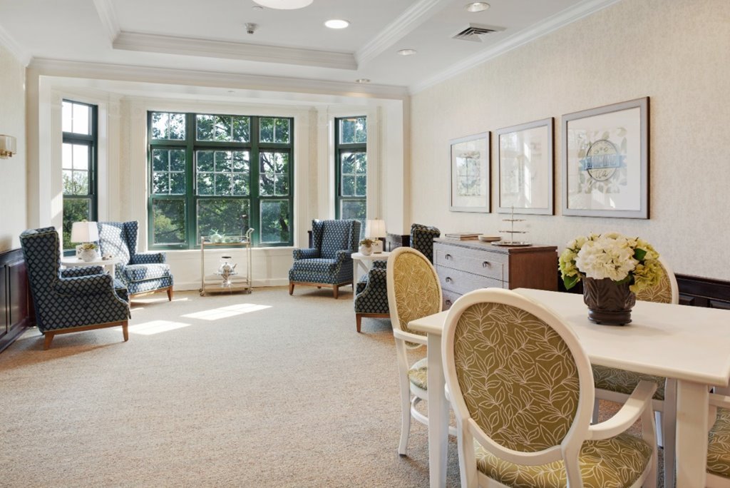 Sunrise on Connecticut Ave