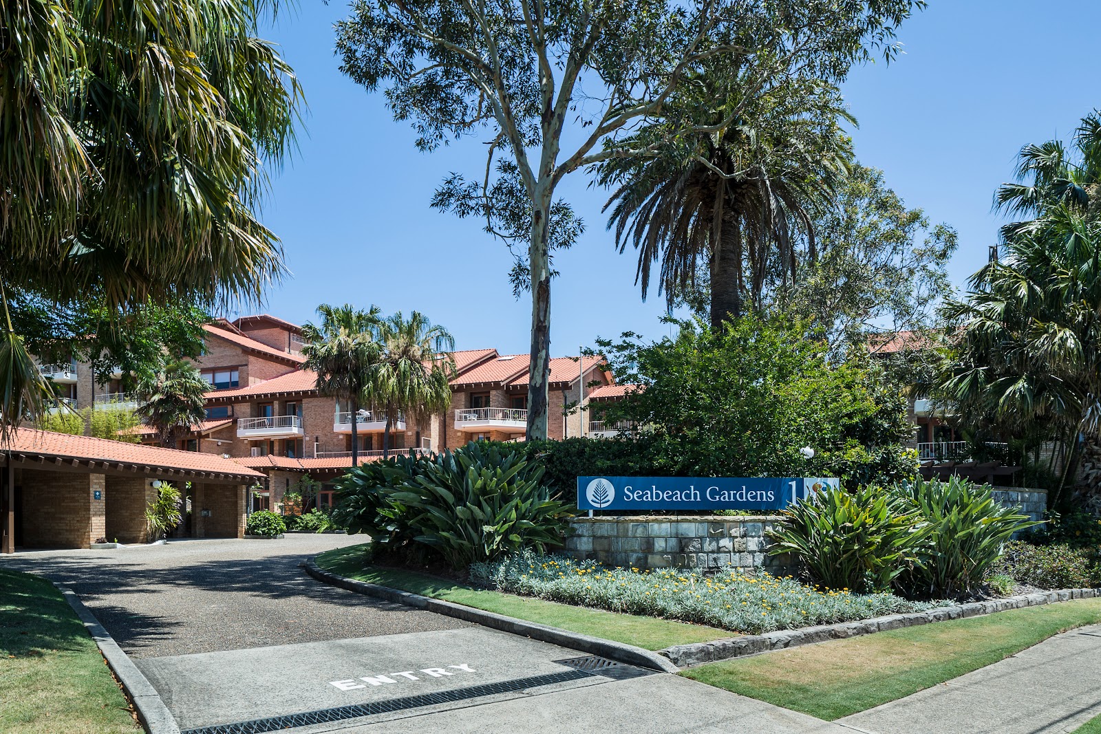 Baldwin Living Seabeach Gardens