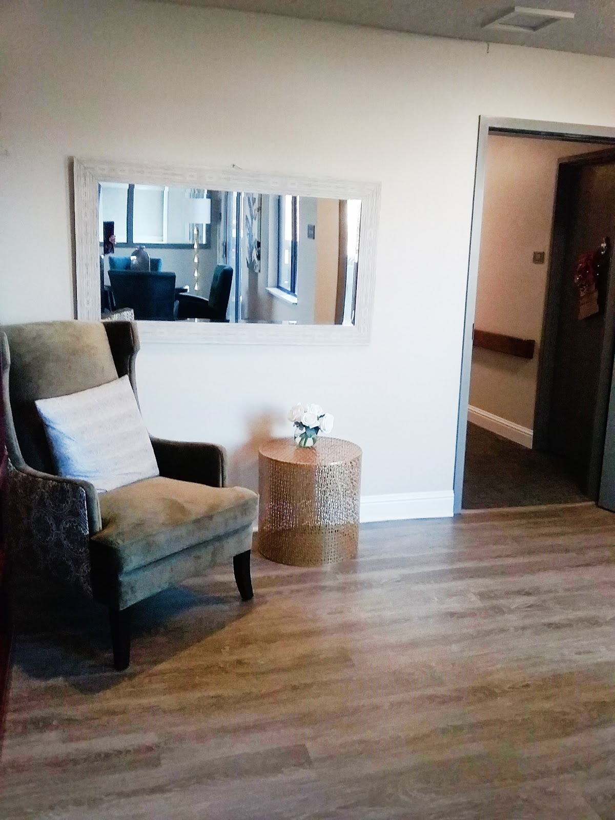 Maryel Manor Apartments