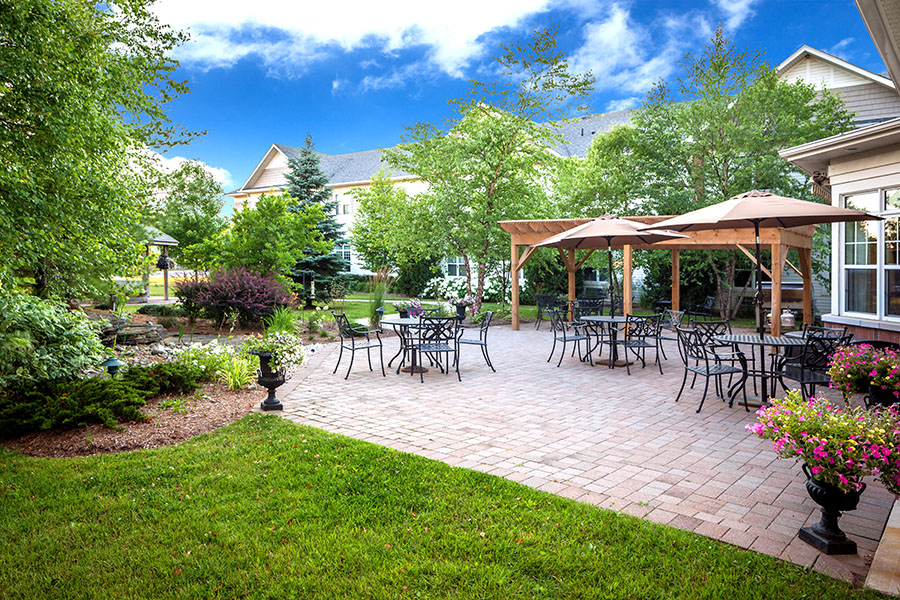 Chartwell Royal on Gordon Retirement Residence