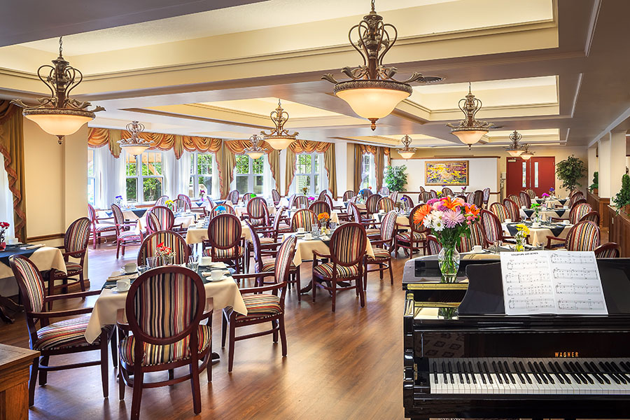 Chartwell Royal on Gordon Retirement Residence
