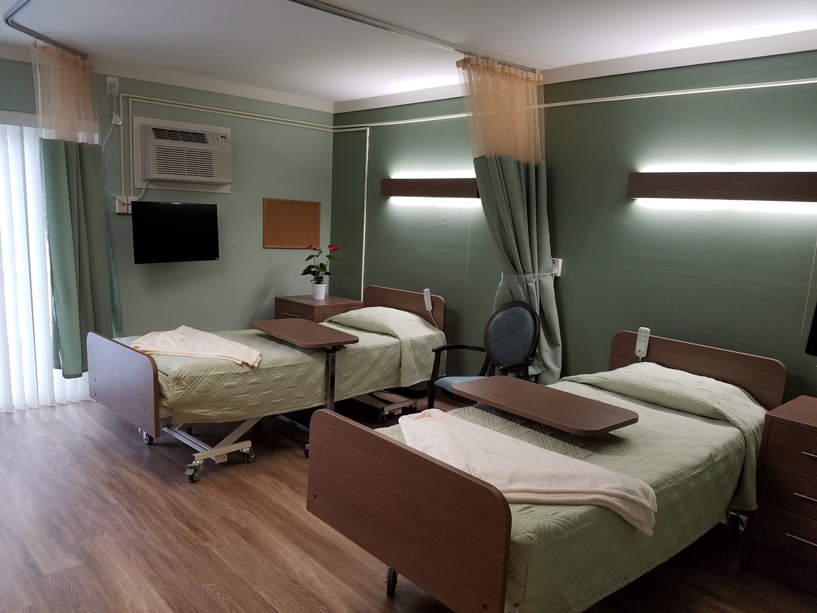 Eastbrook Healthcare Center - Providing on-site Ventilator Dialysis