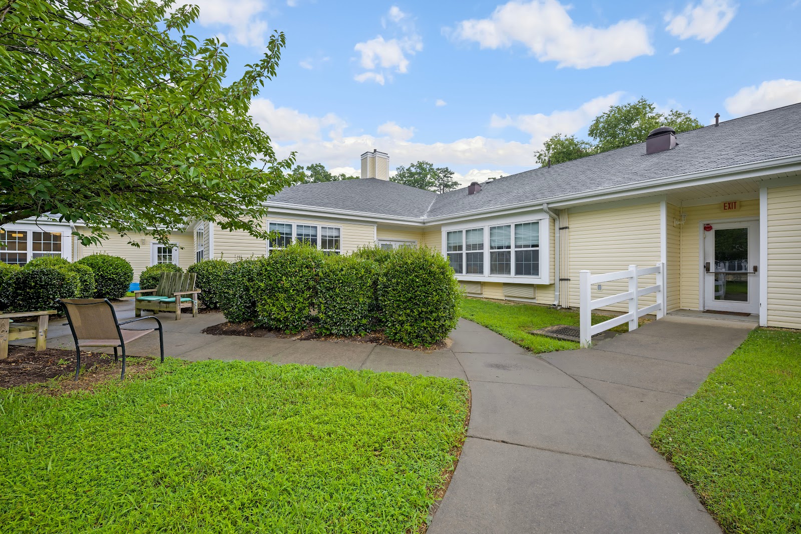 Commonwealth Senior Living at Bon Air