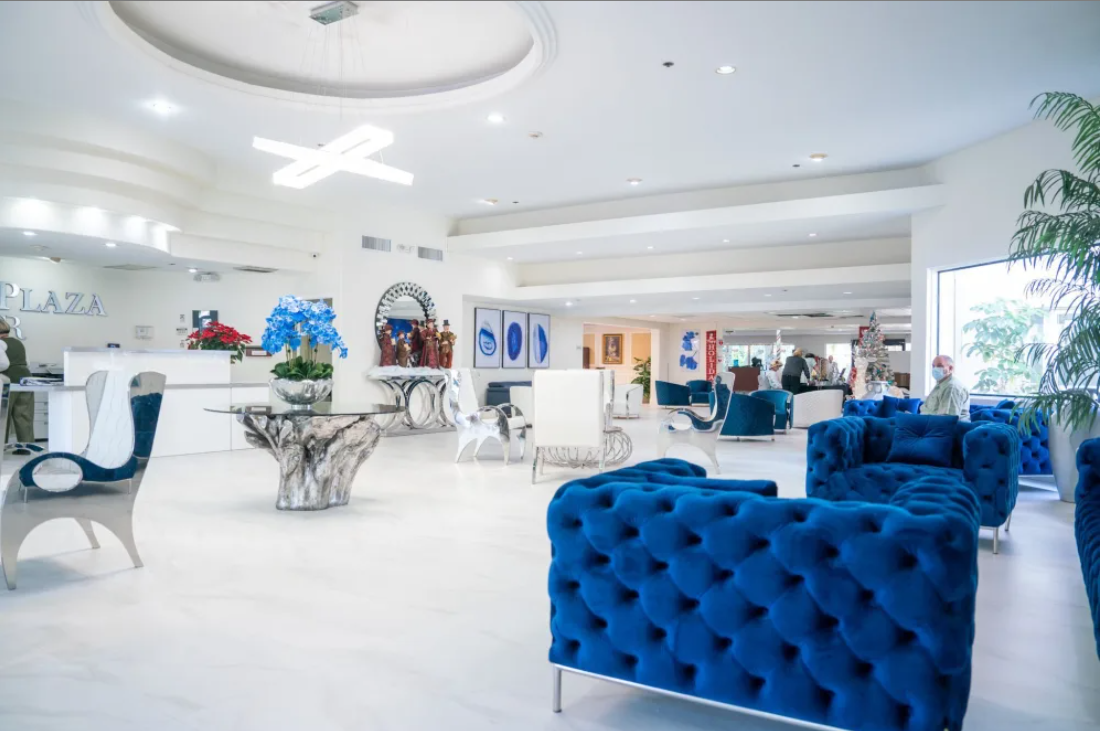 Coral Plaza