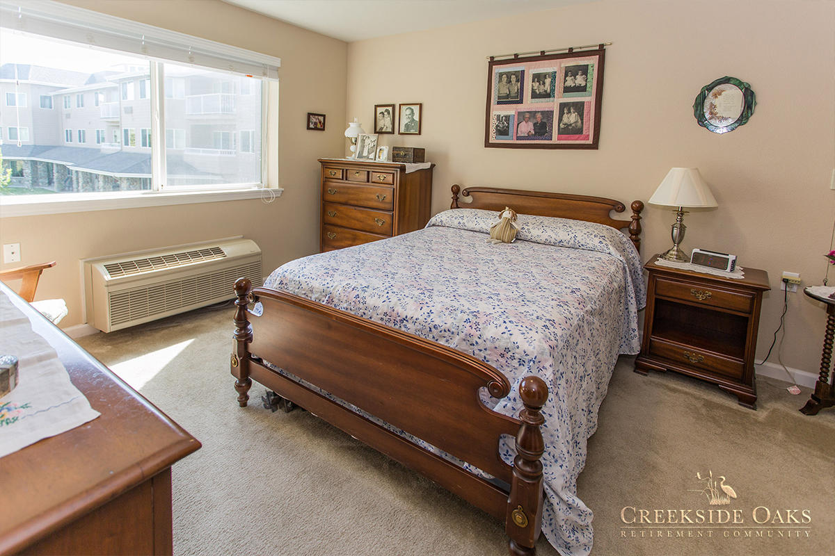 Creekside Oaks Retirement Community