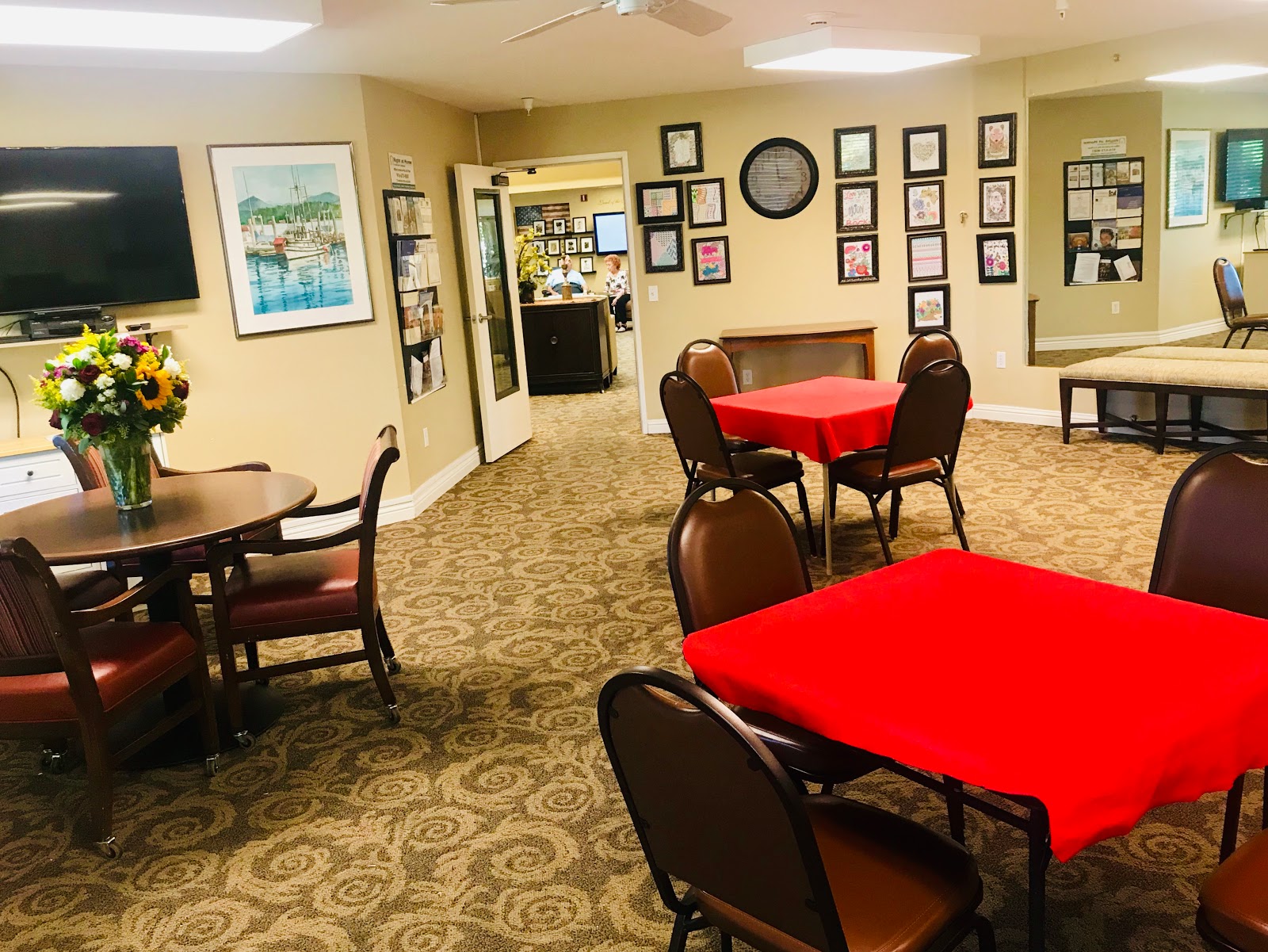 Creekside Oaks Retirement Community