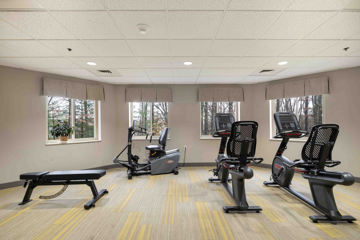 Whispering Oaks - A Provincial Senior Living Community