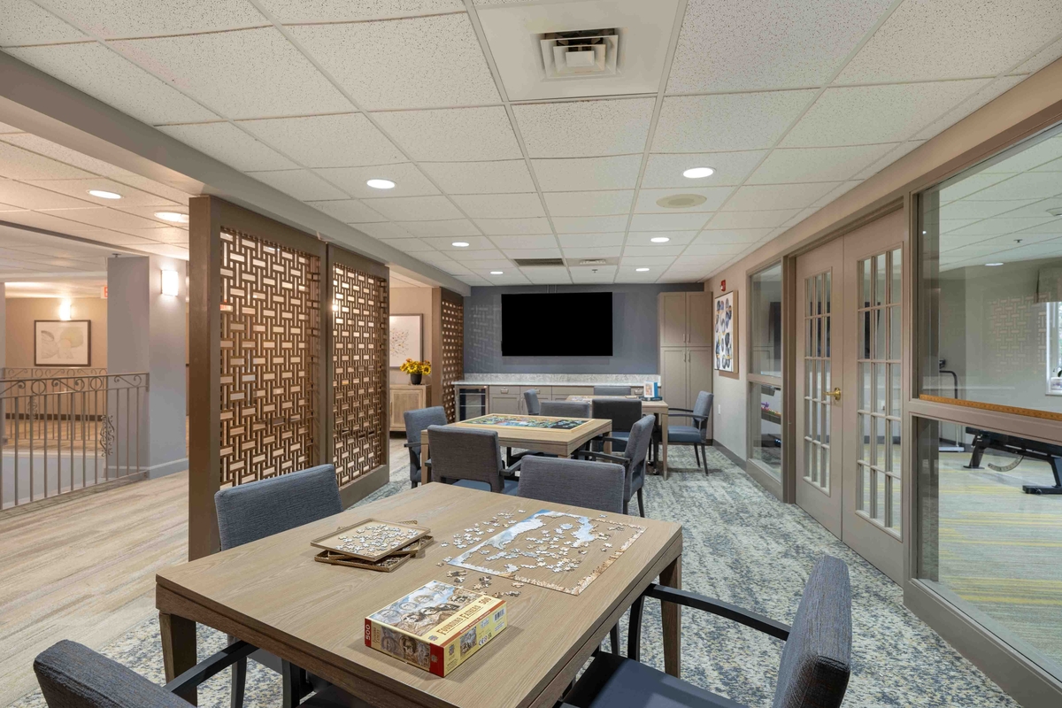 Whispering Oaks - A Provincial Senior Living Community
