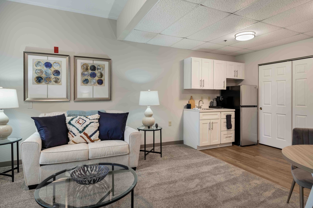Whispering Oaks - A Provincial Senior Living Community