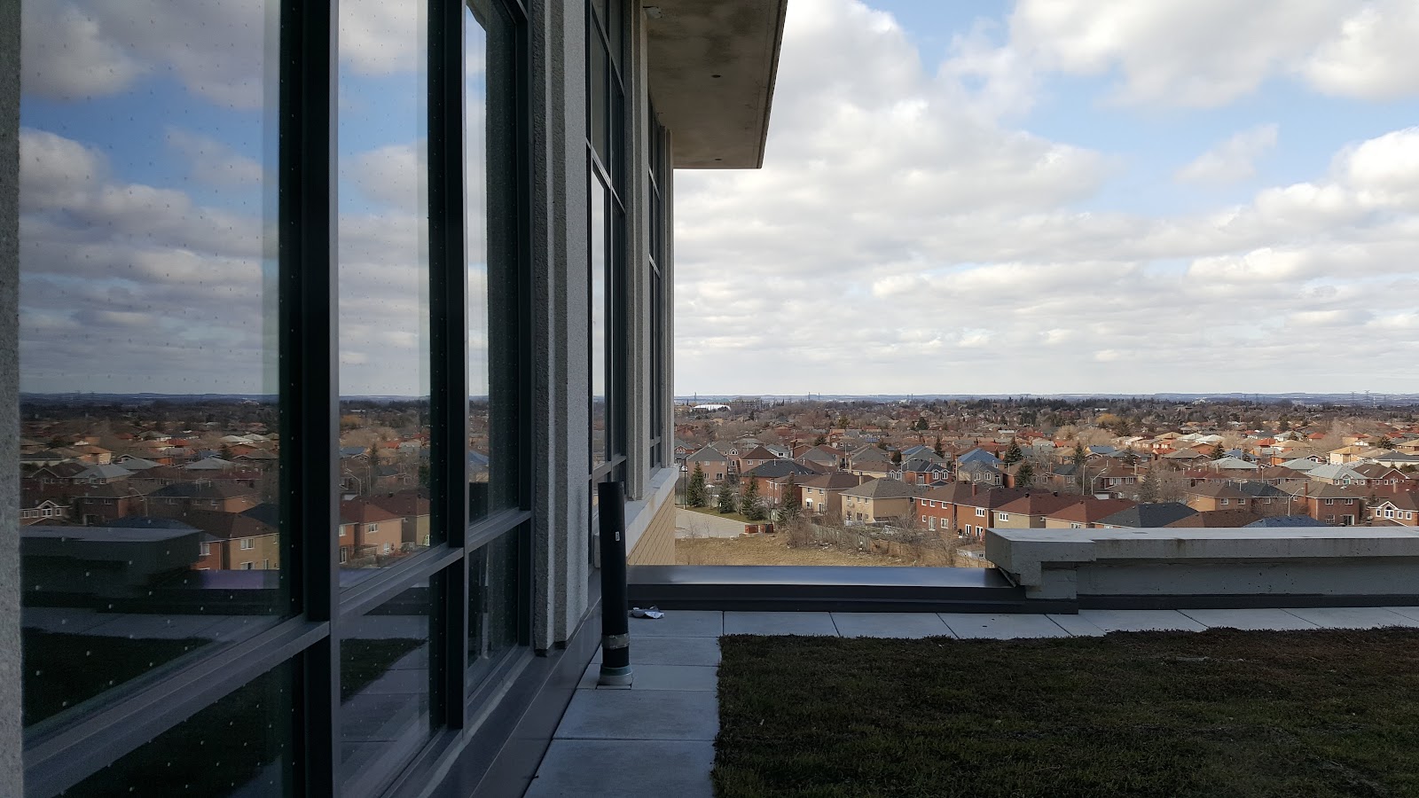 Markham Mon Sheong Court