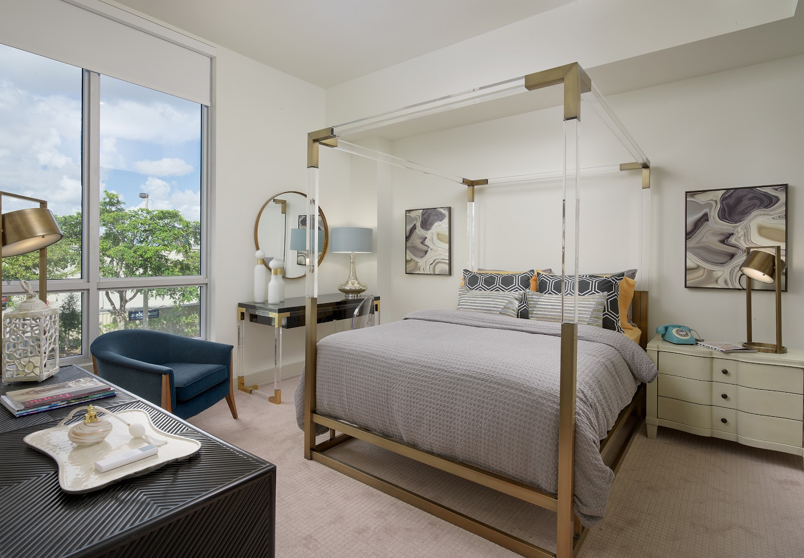 The Plaza at ParkSquare - Luxury Assisted Living