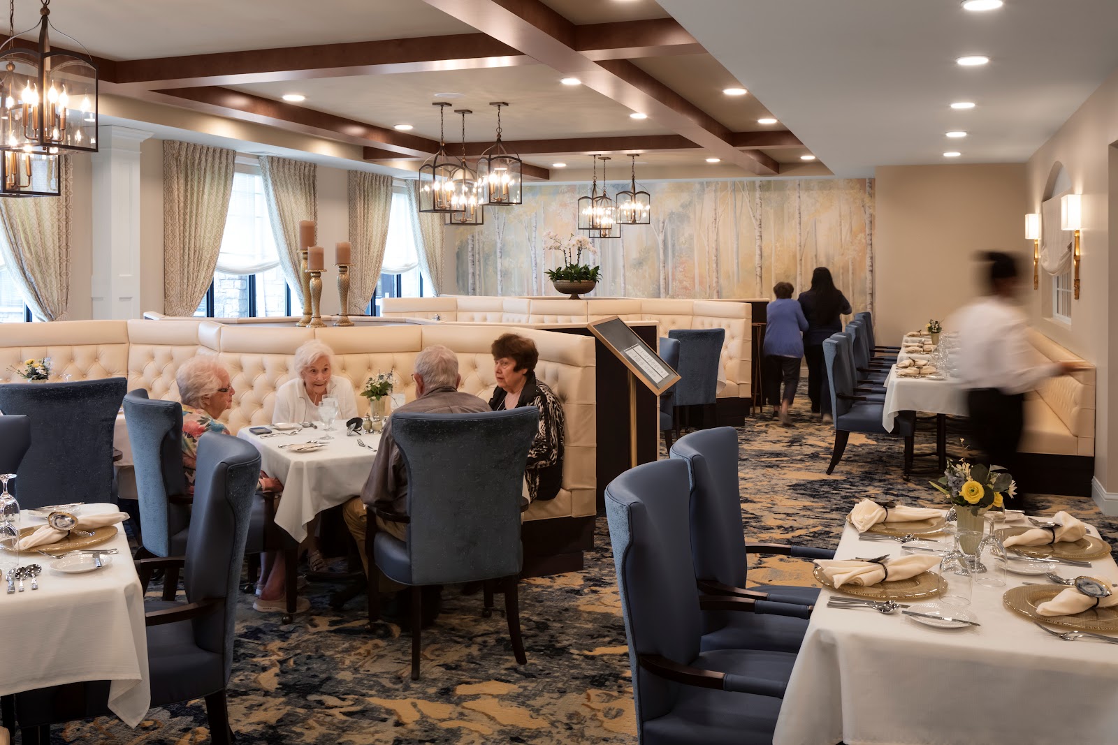 Grand Living At Tower Place