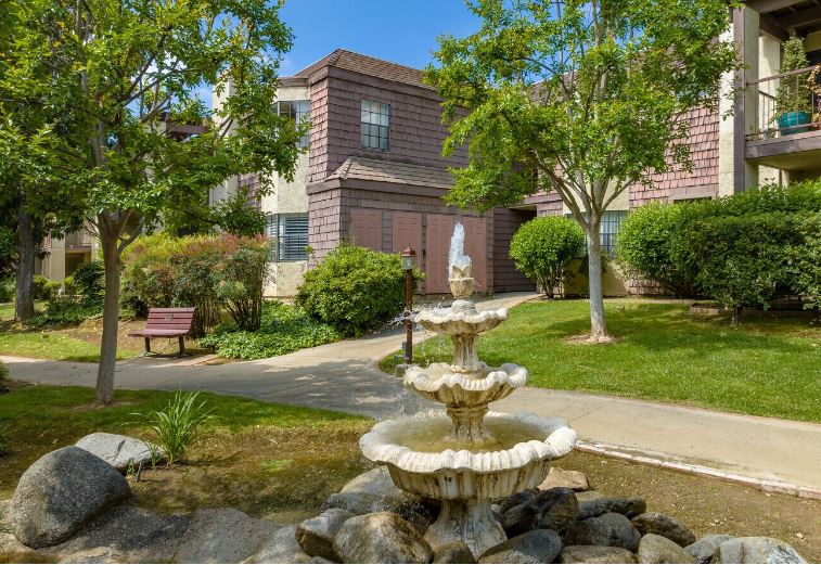 The Oaks of Pasadena
