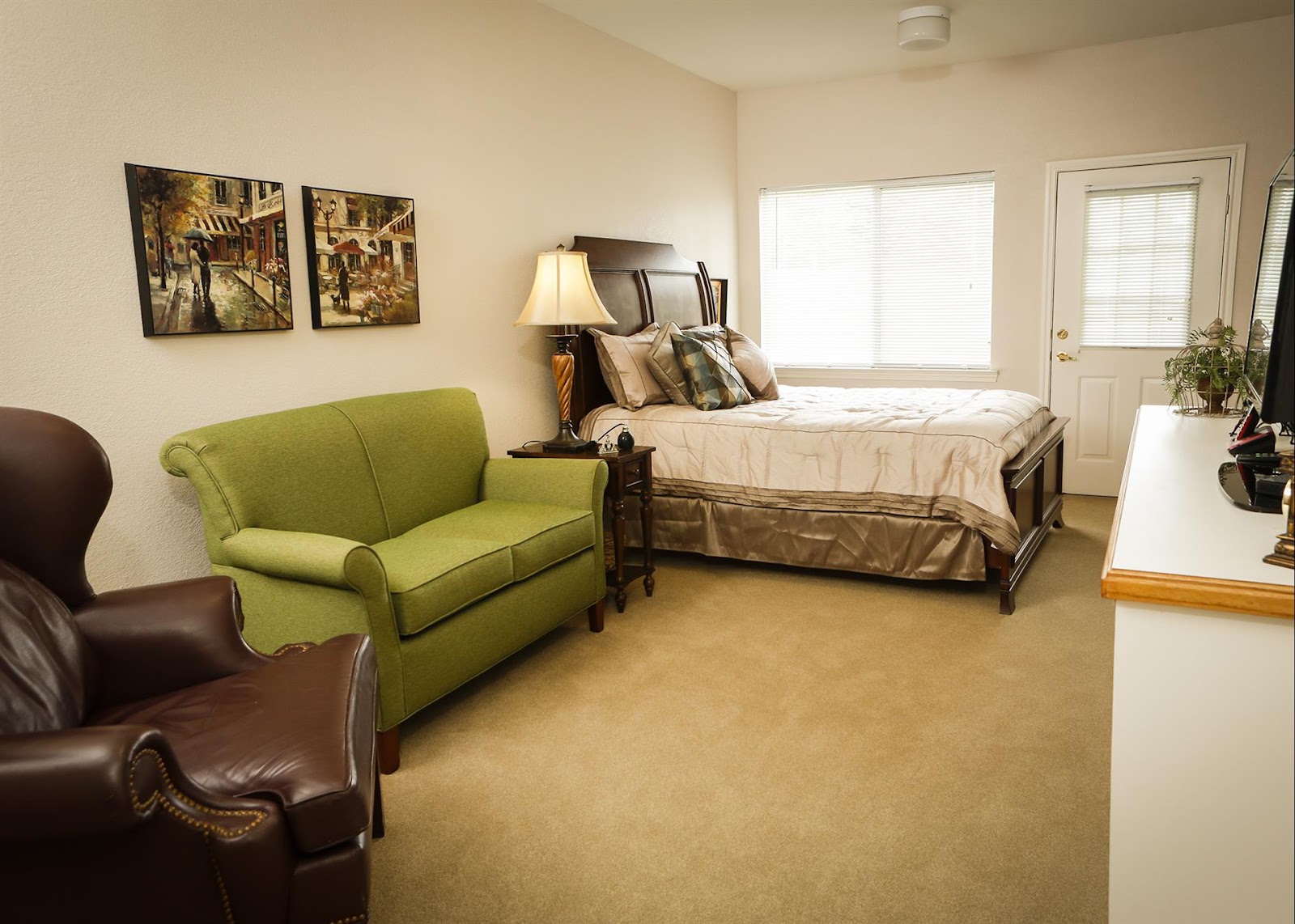 The Gardens at Barry Road Assisted Living and Memory Care