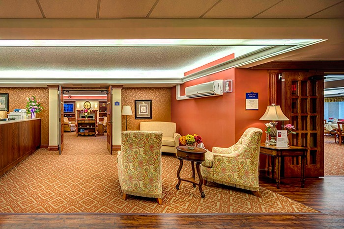 Covenant Living of Golden Valley
