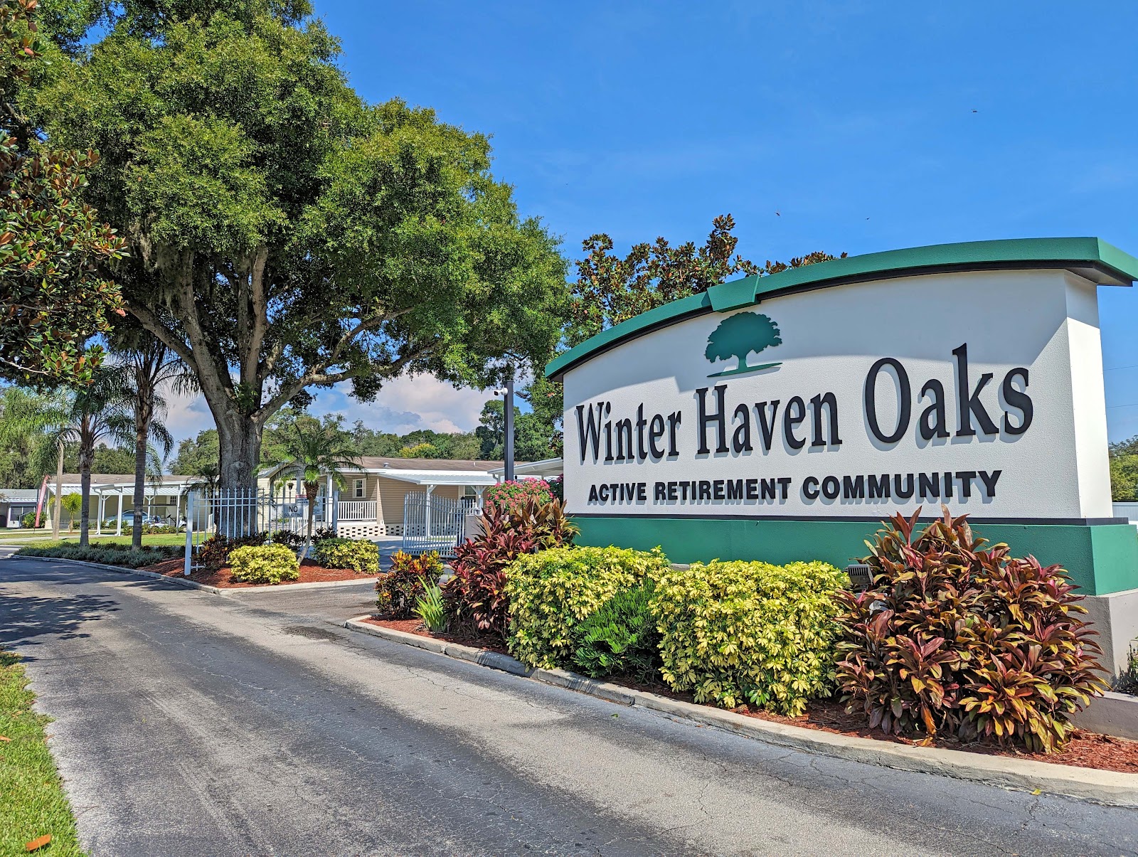 Winter Haven Oaks Retirement Community