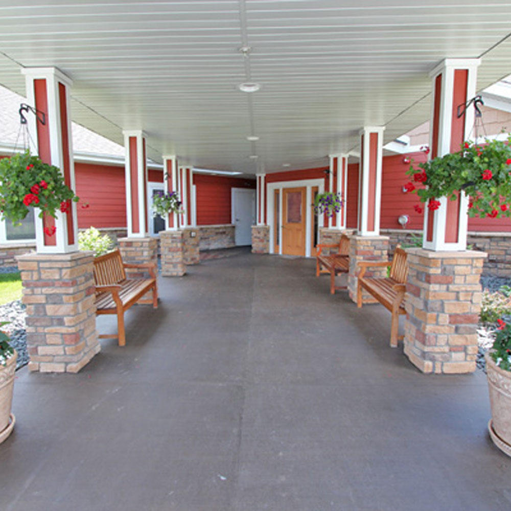 White Pine Advanced Assisted Living and Memory Care - Fridley