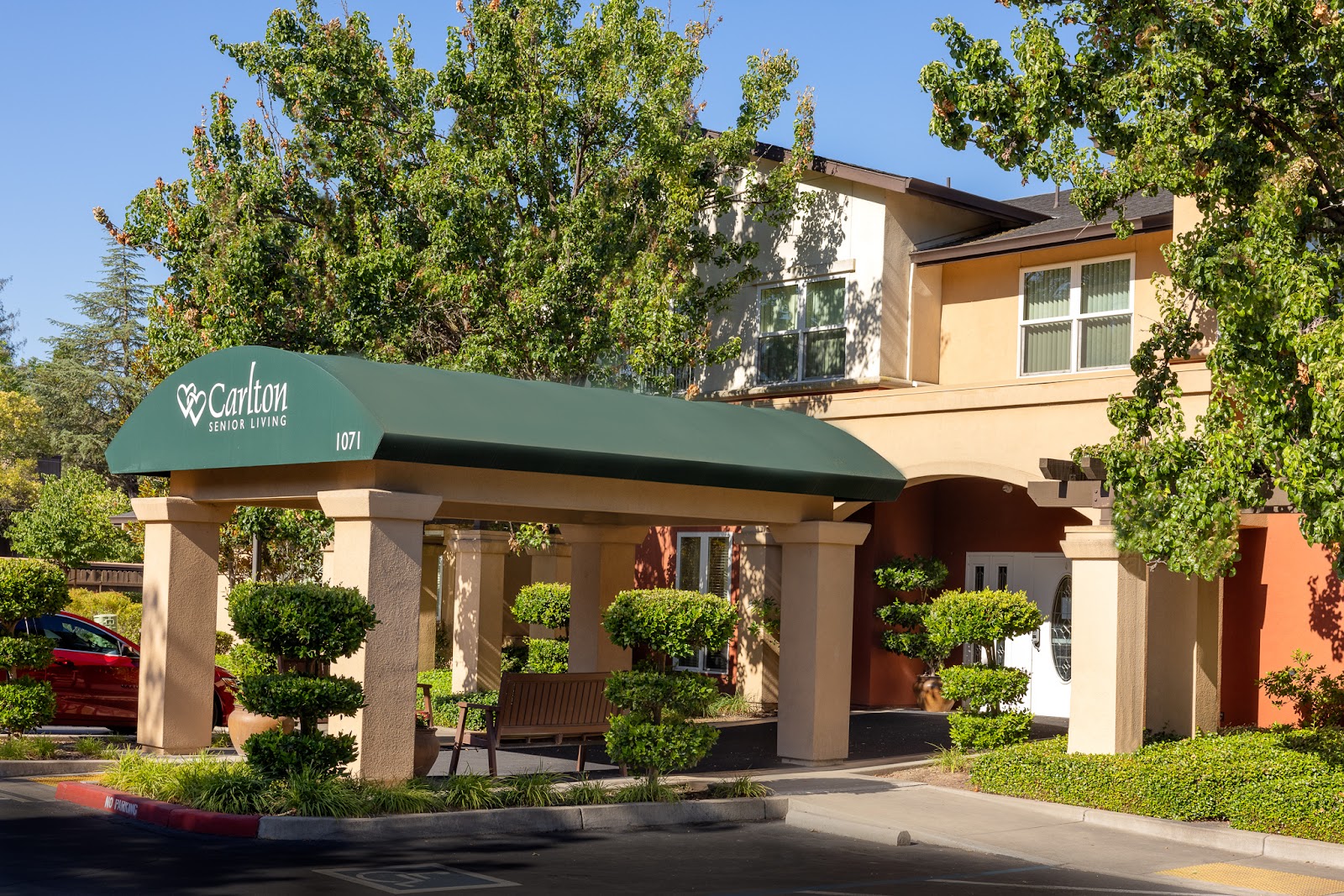 Carlton Senior Living Sacramento Atrium Building