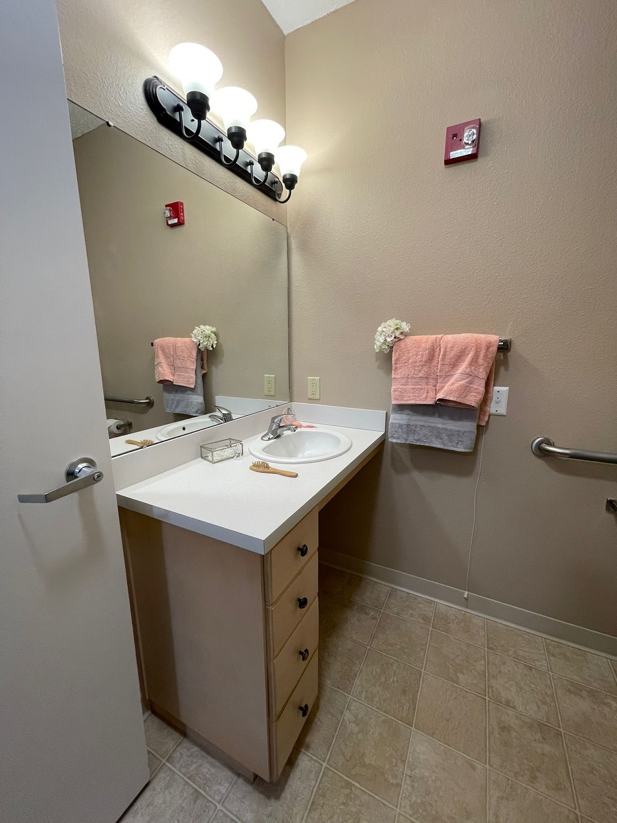 Hawthorne Inn of Lakeland (Assisted Living and Memory Care)