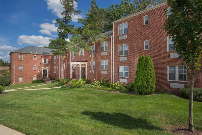 Kaywood Gardens Apartments
