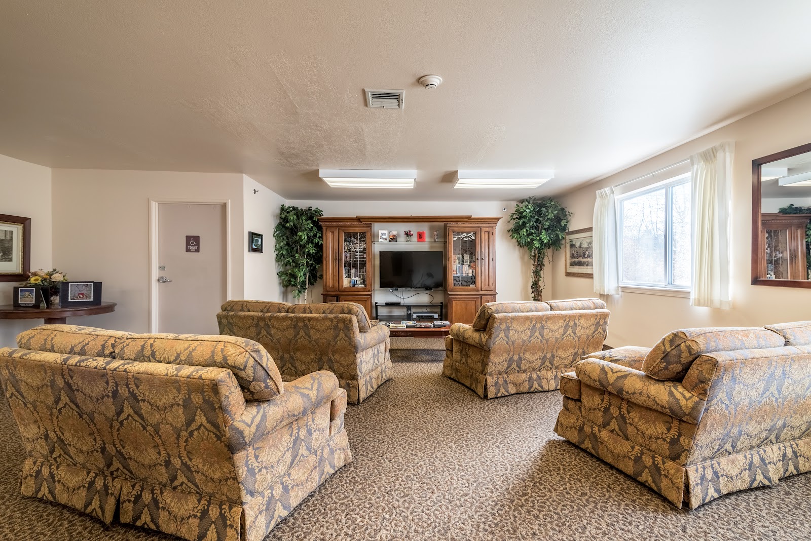 Summer Place - A Provincial Senior Living Community