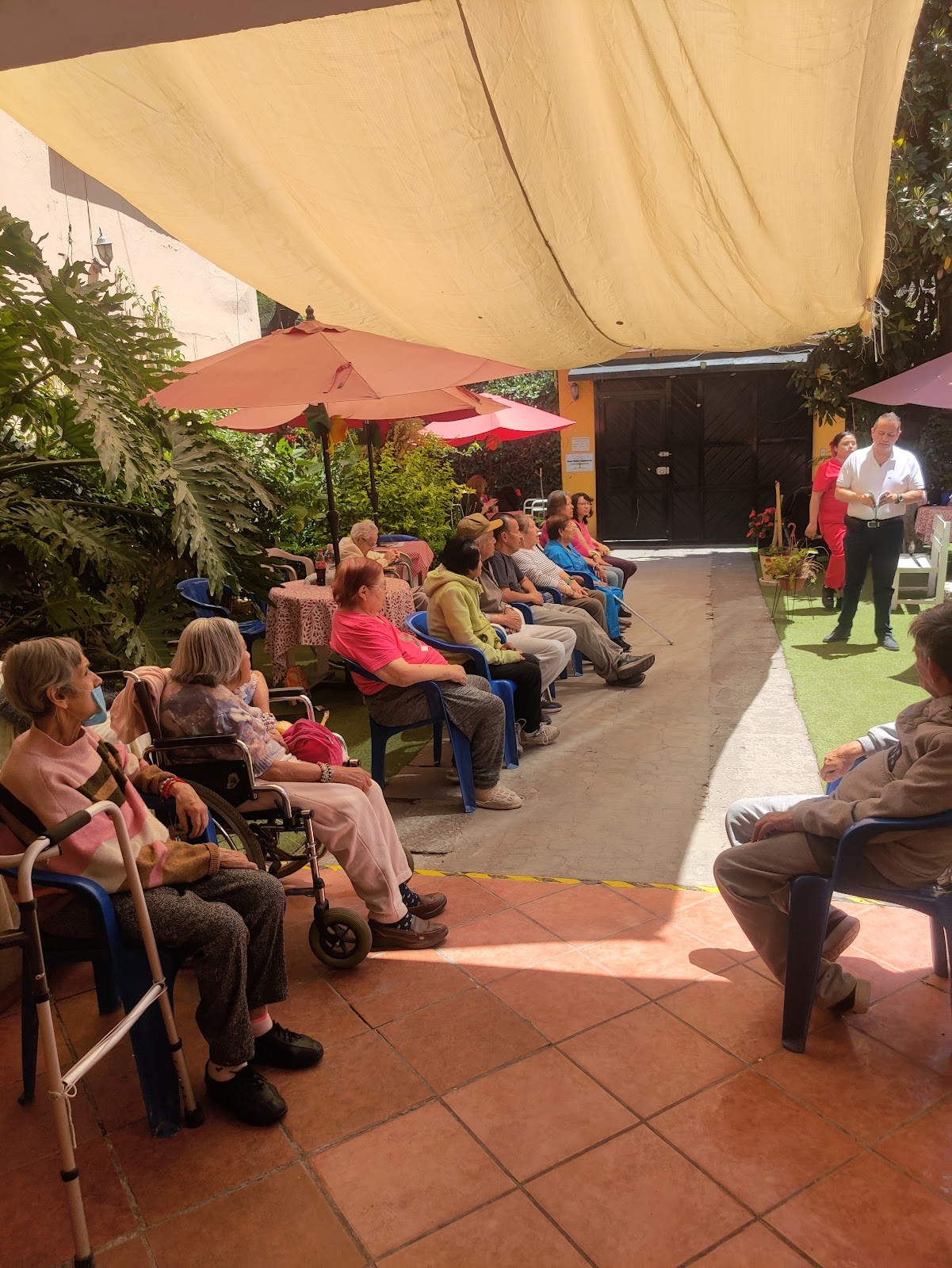 CASA HOGAR DE REPOSO "DIVINA PROVIDENCIA A" - Asilo Privado de Ancianos en Benito Juárez, Ciudad de México