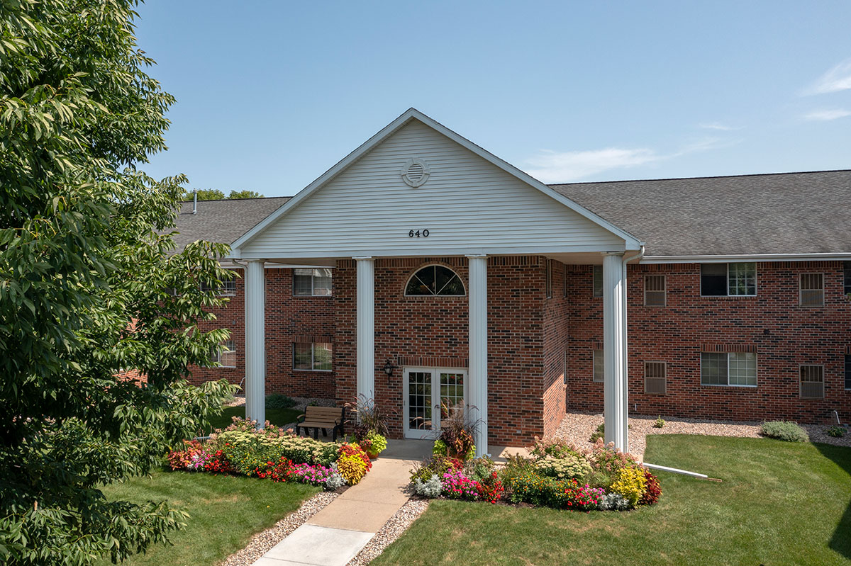 Ridgeview Highlands Apartments & Townhomes 55+