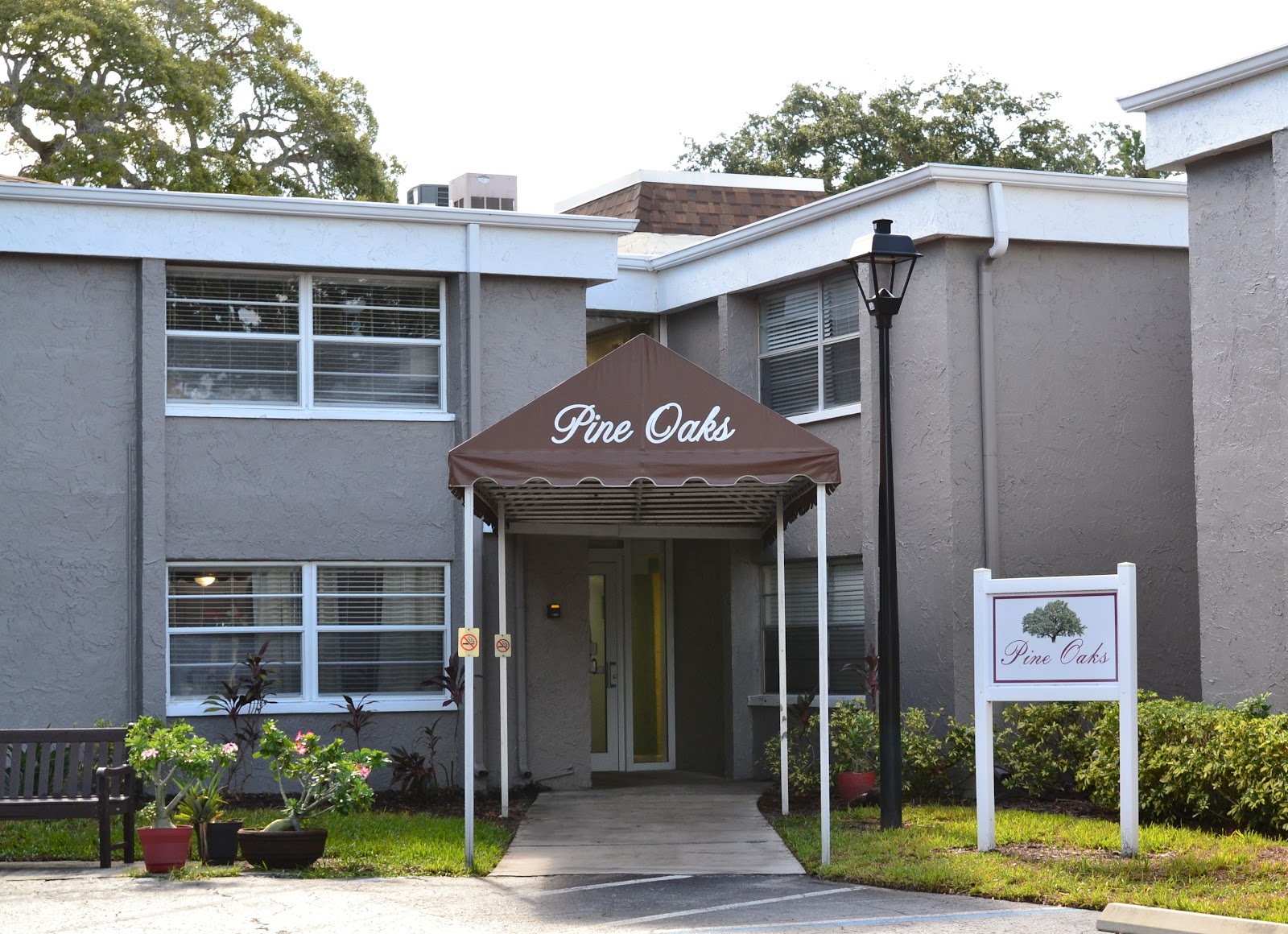 Oak Manor Senior Living Community