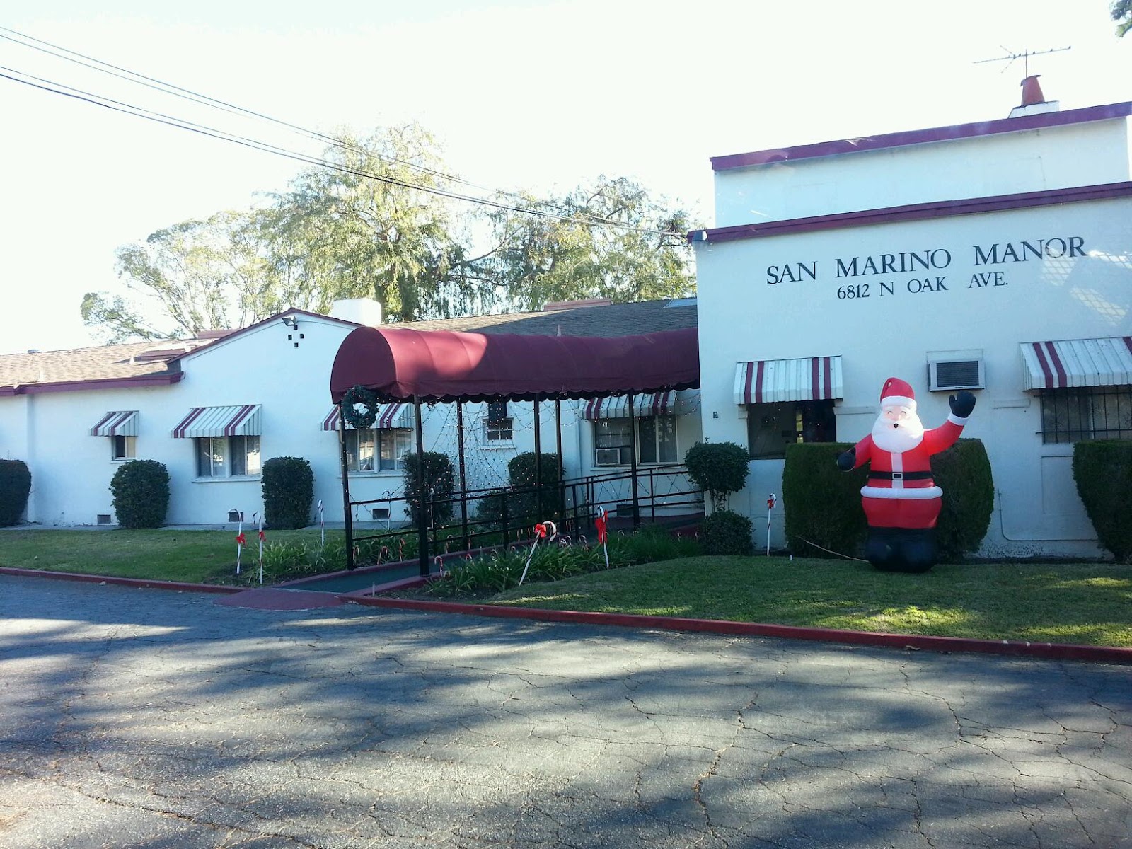 San Marino Manor