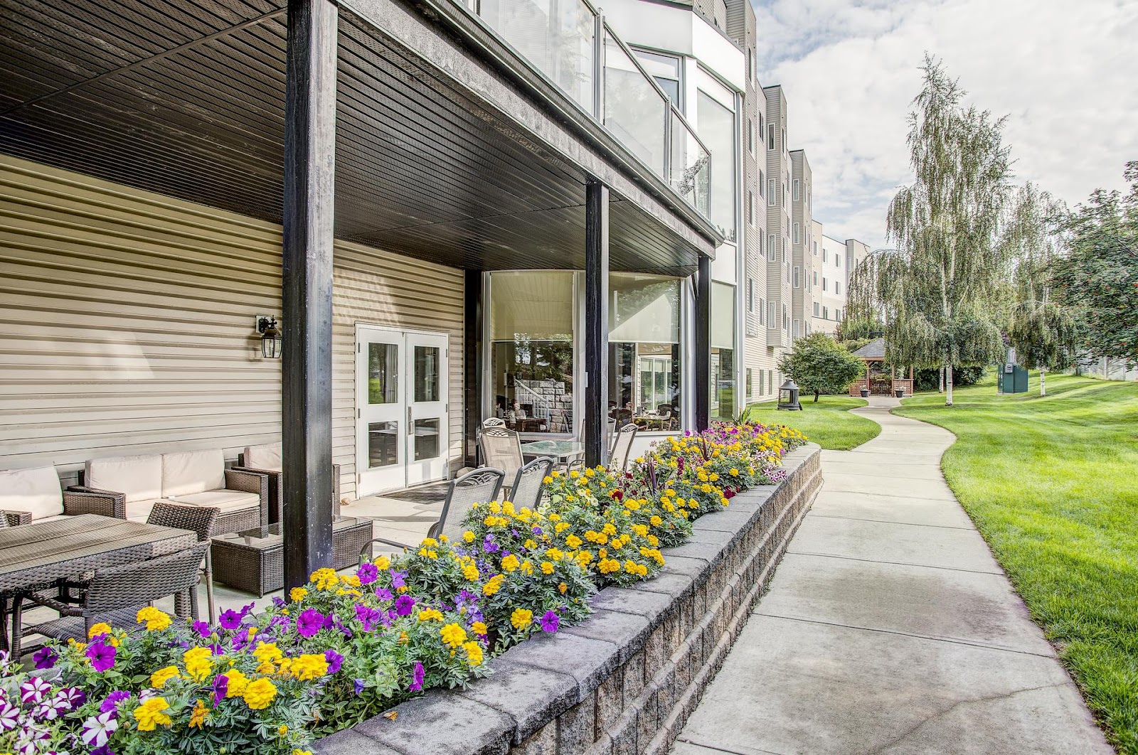 Venvi River Ridge