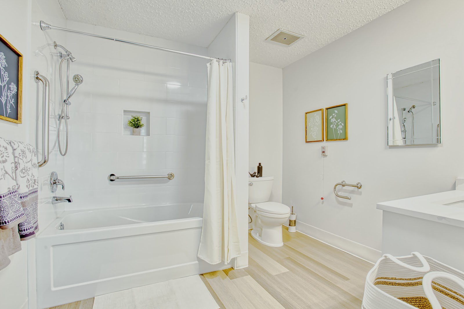 Venvi River Ridge