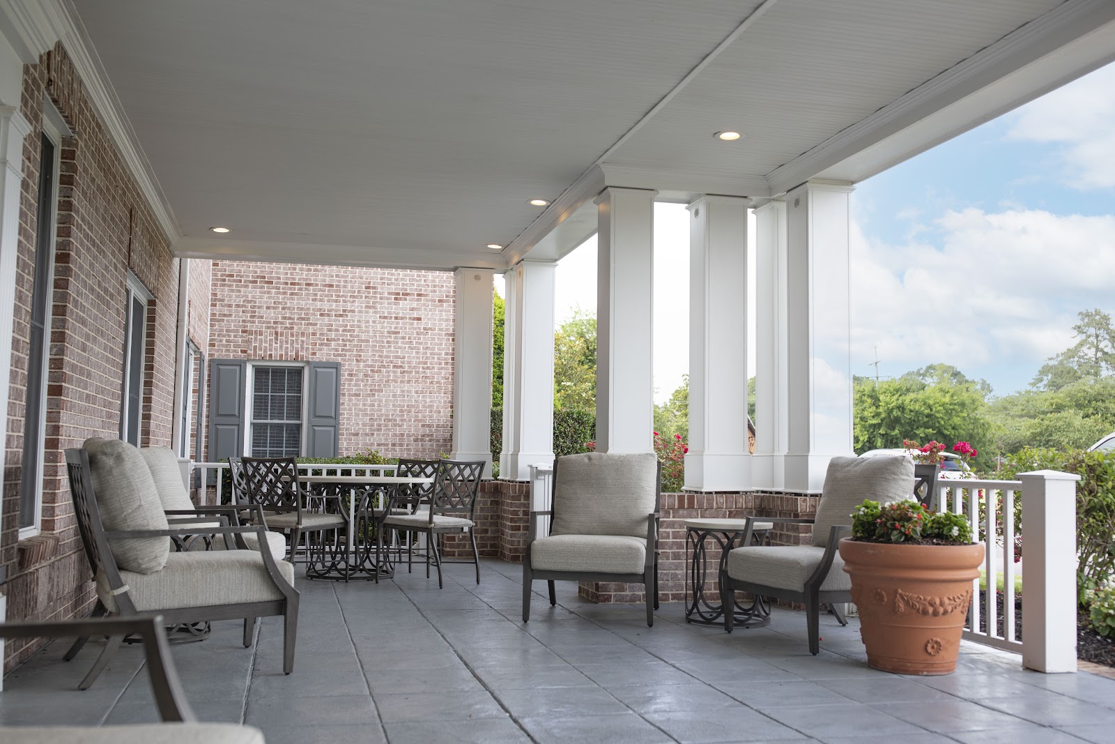 Bay Lake Retirement and Assisted Living Community