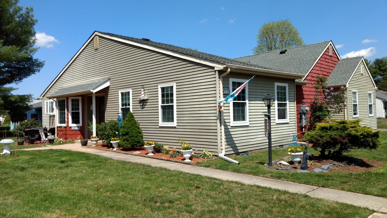 Crestwood Village 6