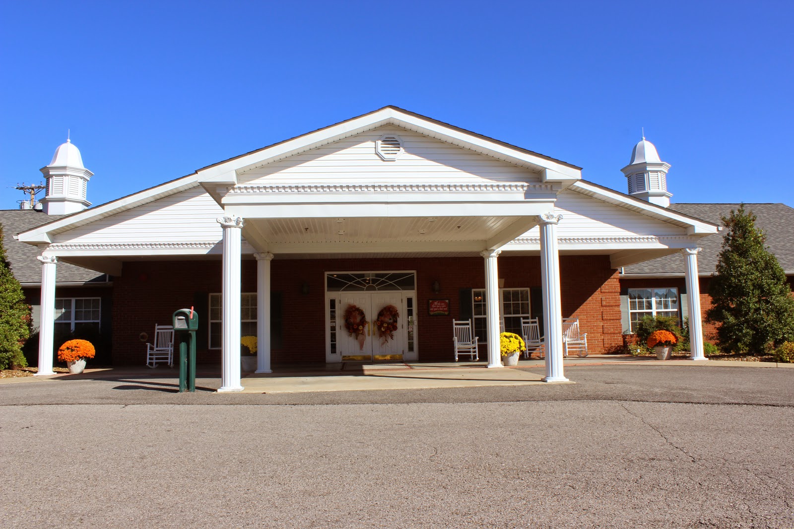 Oak Ridge Senior Living Community