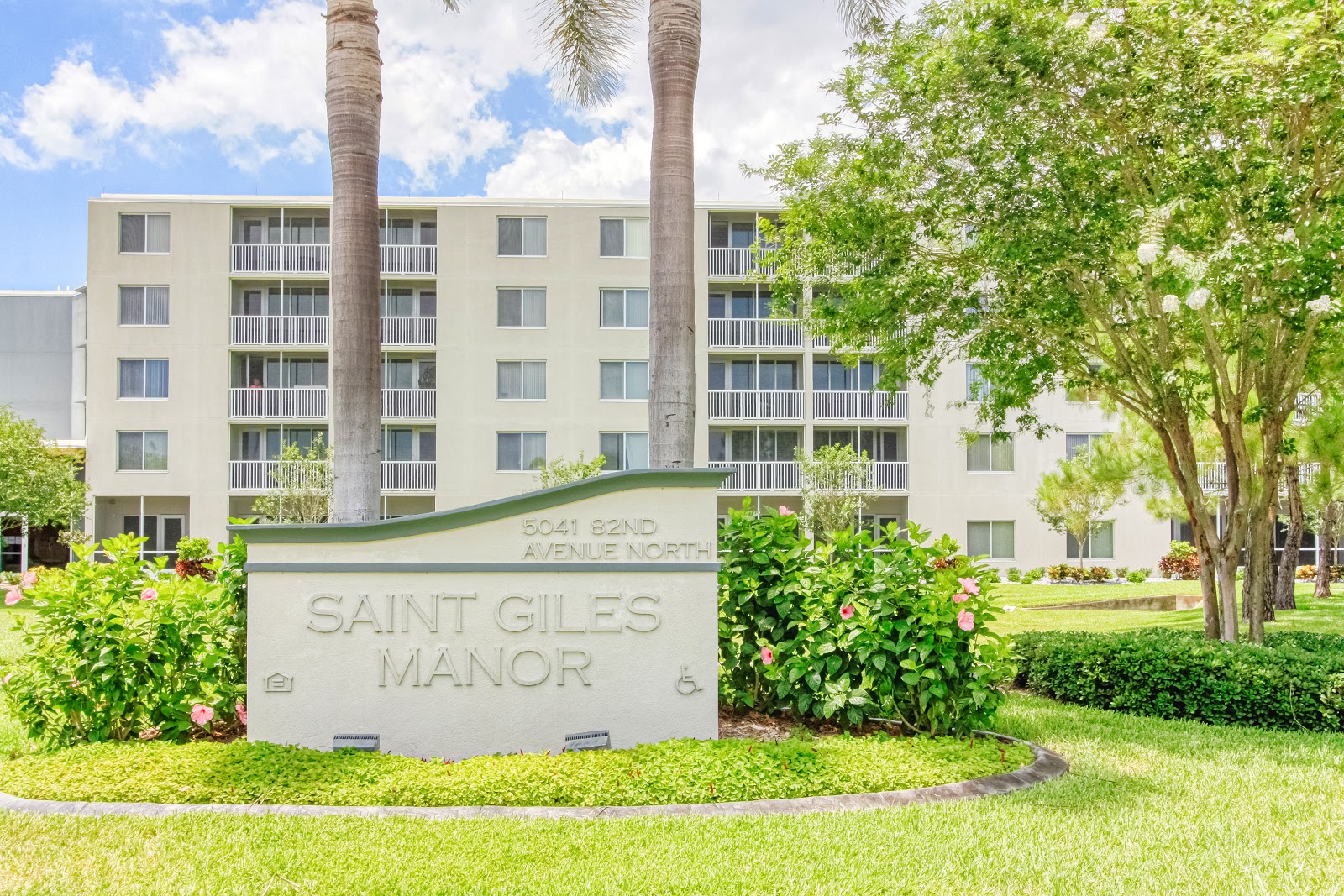 St. Giles Manor