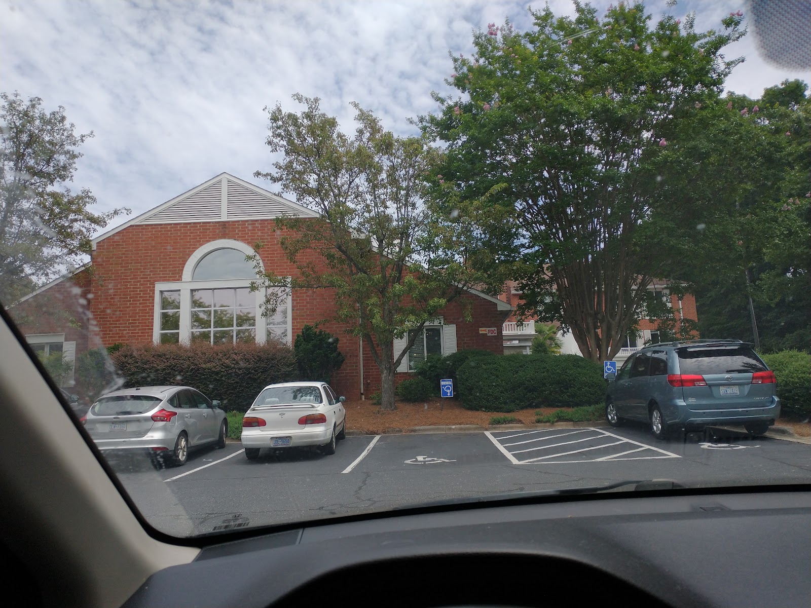 Kingston Residence of Hickory