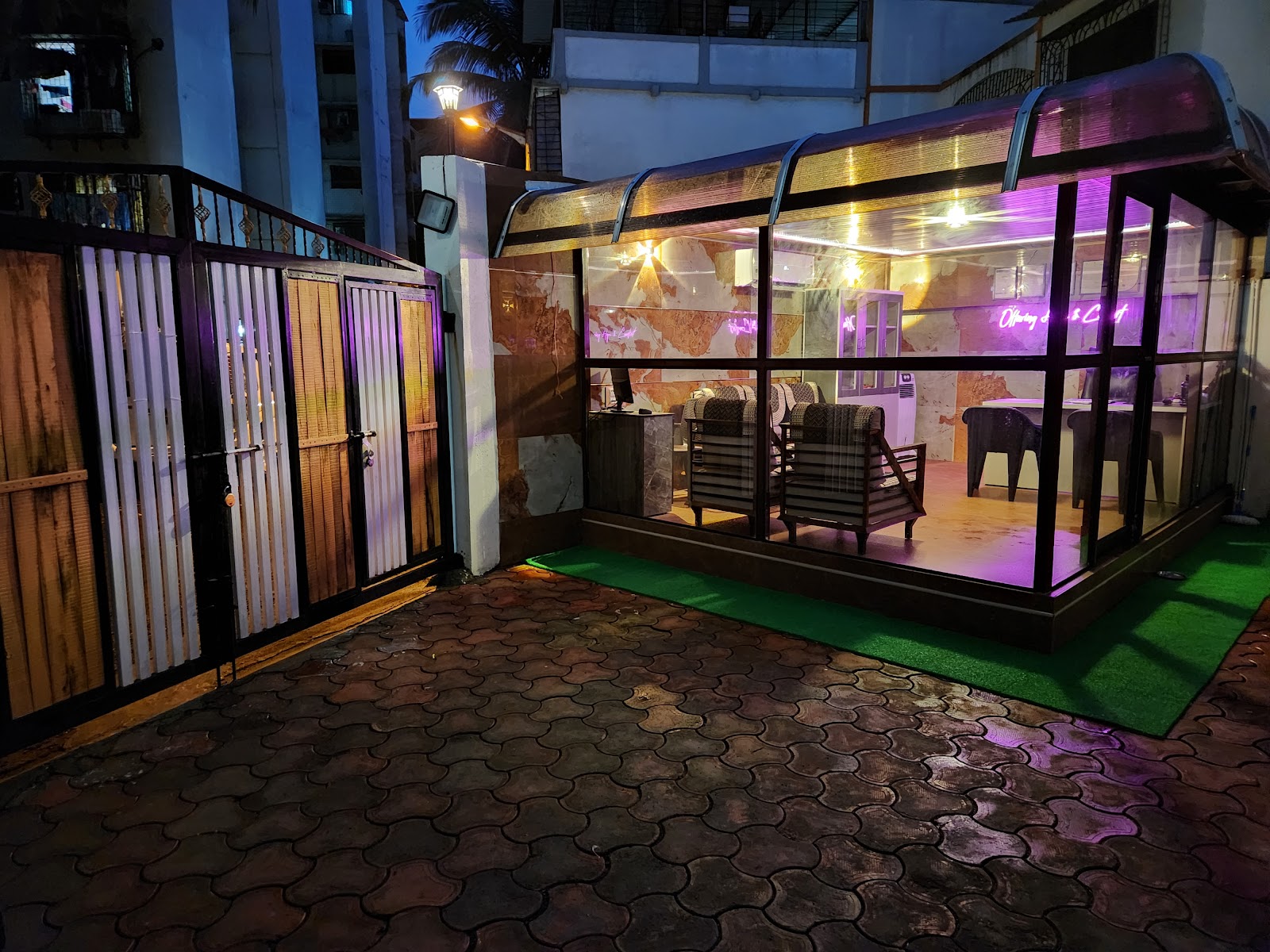Sara's Elderly Care/old age home/Vrudhashraam