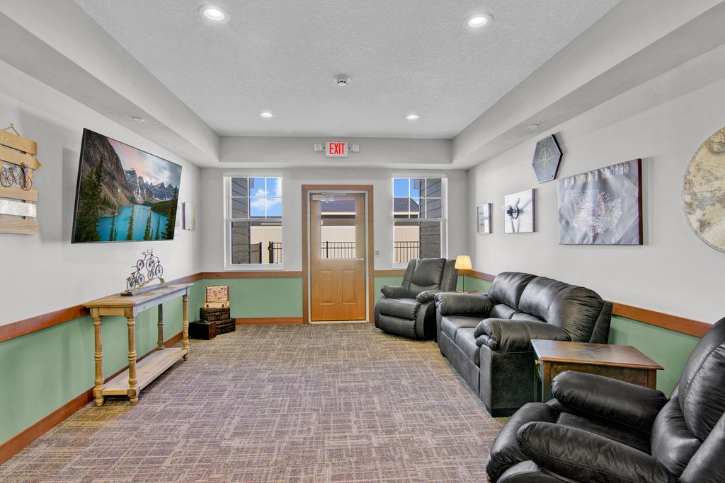 Suite Living Senior Care of Maple Grove