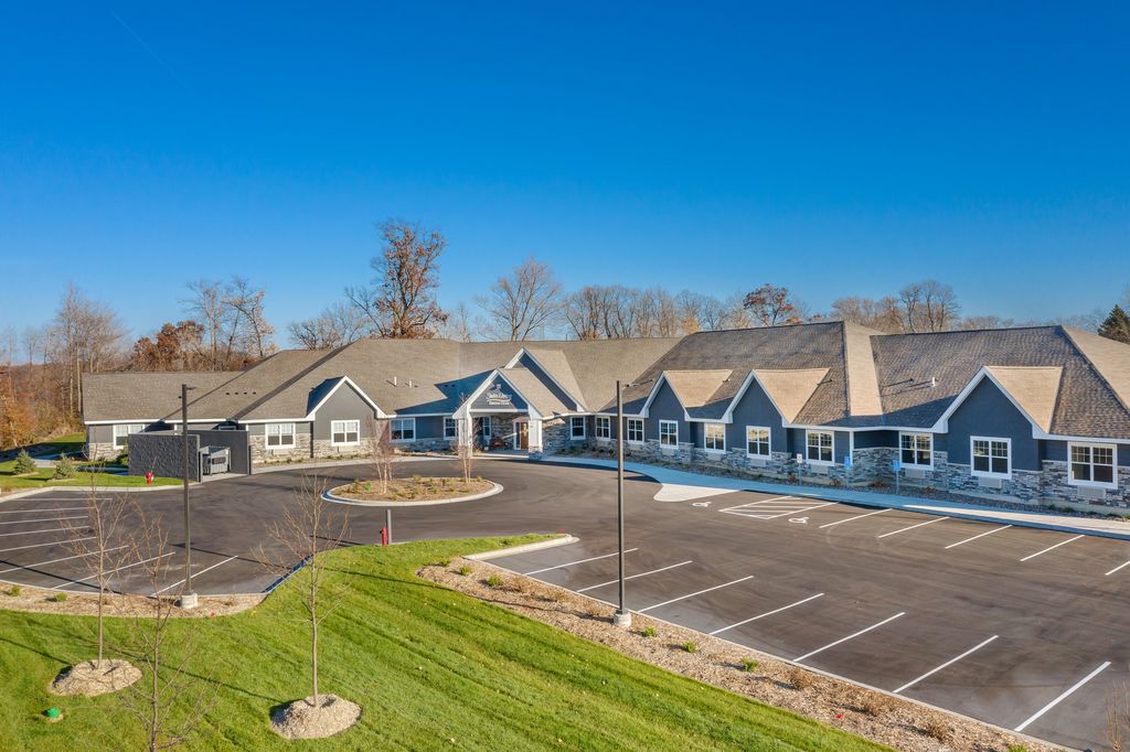 Suite Living Senior Care of Maple Grove