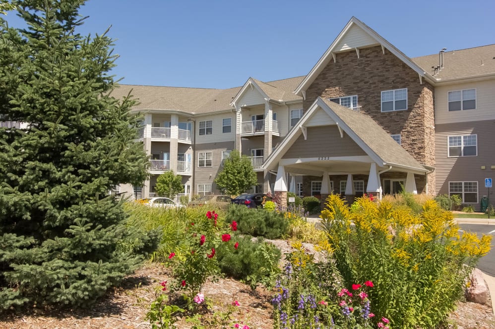 Applewood Pointe of Maple Grove