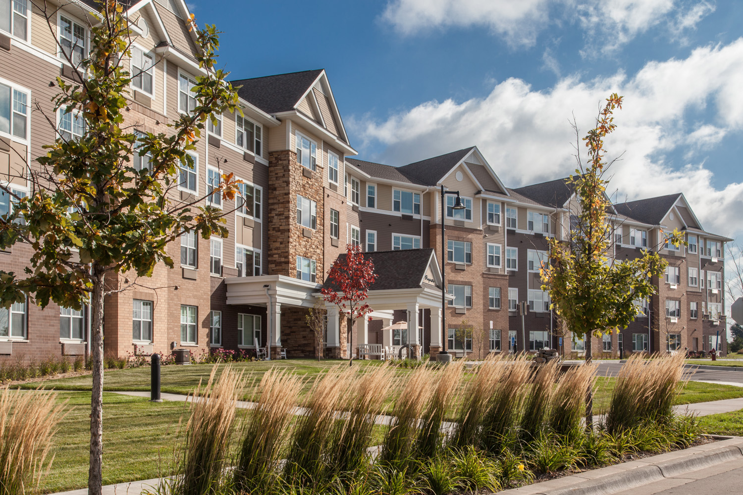 New Perspective Senior Living | Oakdale