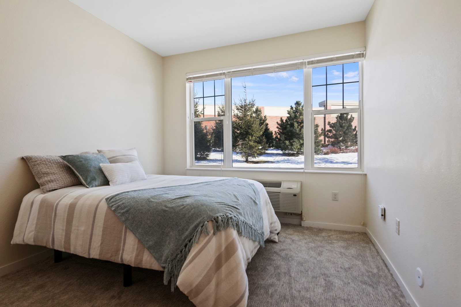 New Perspective Senior Living | Oakdale