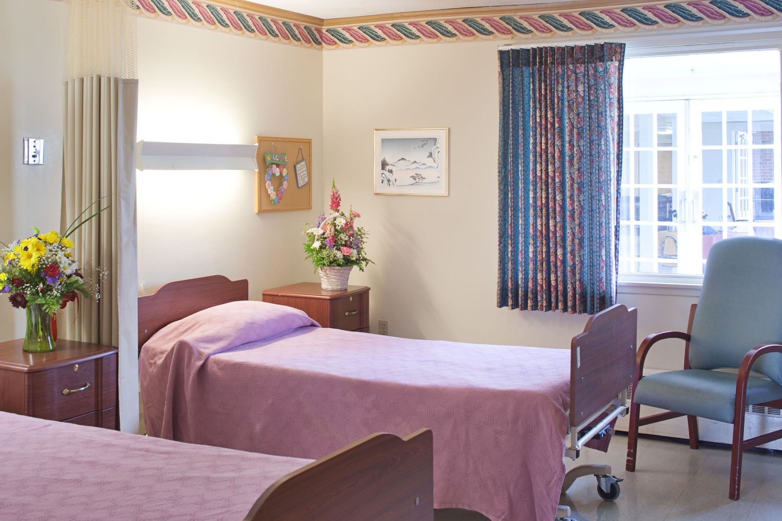 Saint Albans Healthcare & Rehabilitation Center