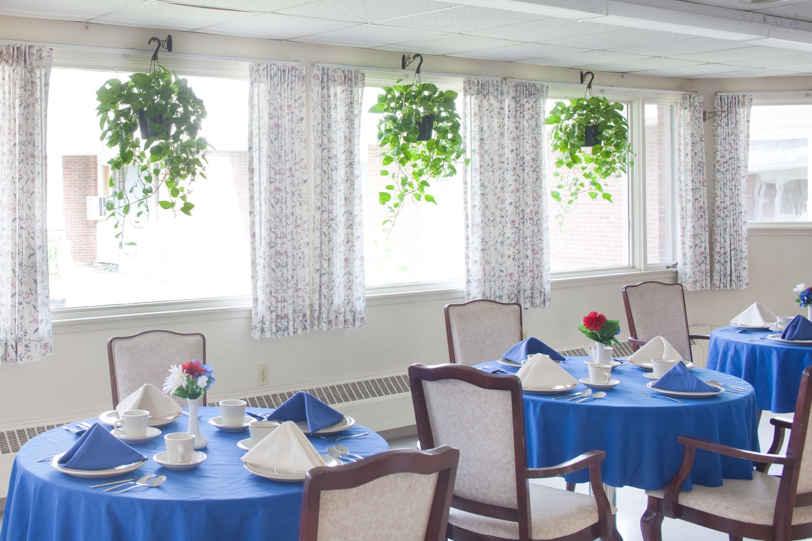 Saint Albans Healthcare & Rehabilitation Center