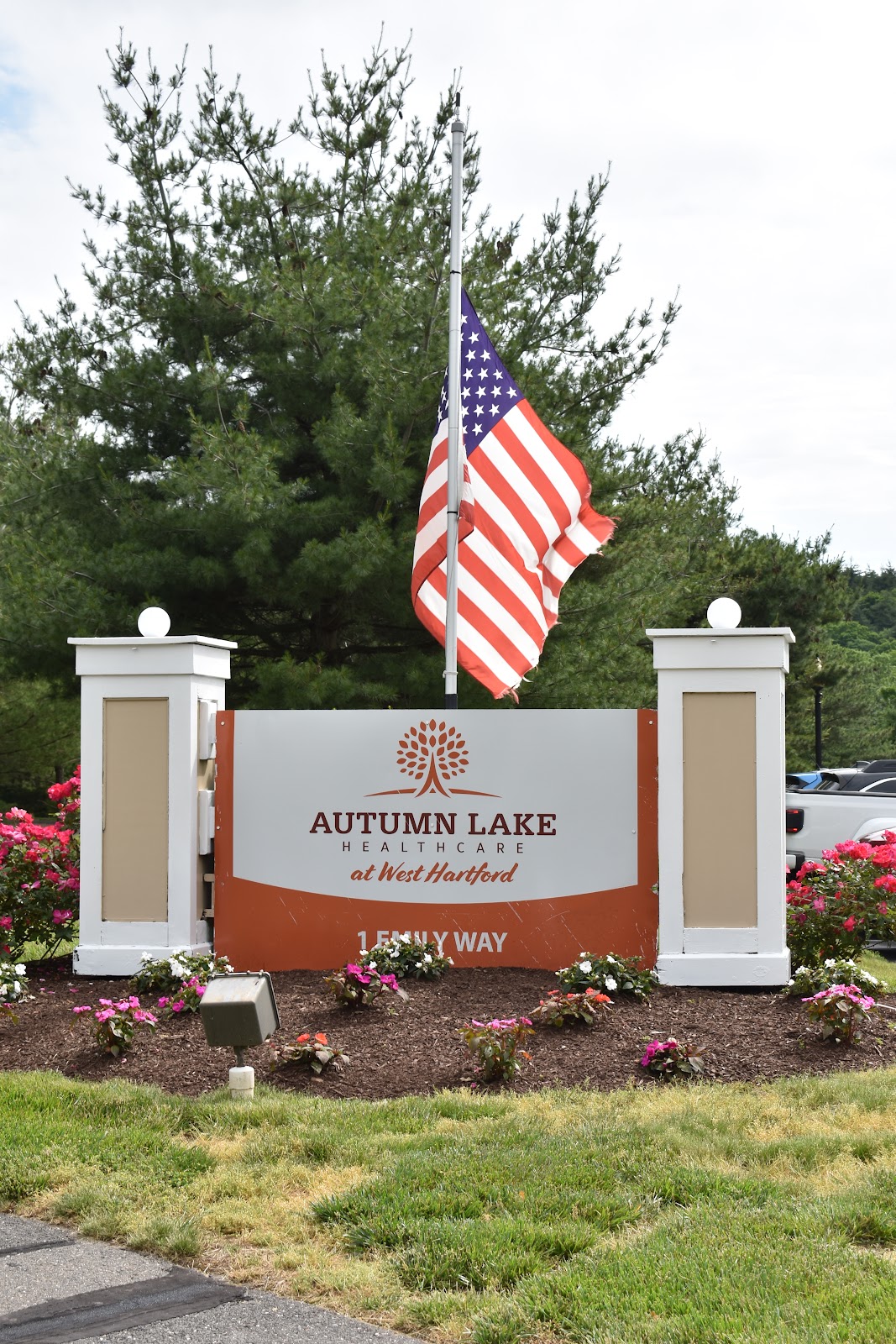 Autumn Lake Healthcare at West Hartford (The Reservoir)