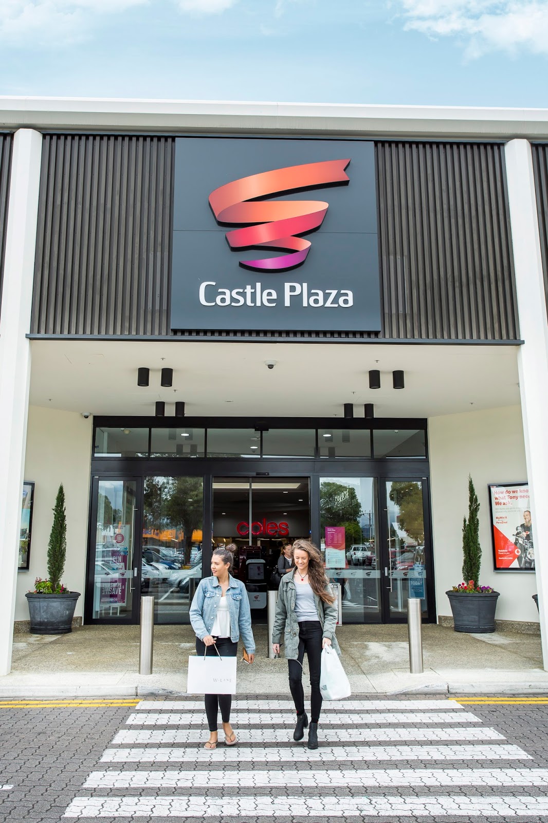 Castle Plaza