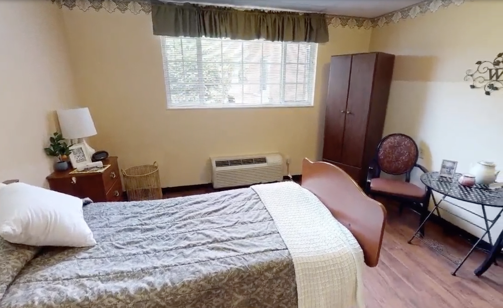 Majestic Care of Whitehall (Offers In-House Hemo Dialysis)